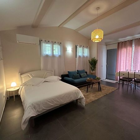 Studio Calme Et Agreable Avec Acces Jardin Partage Le Bar-sur-Loup Экстерьер фото