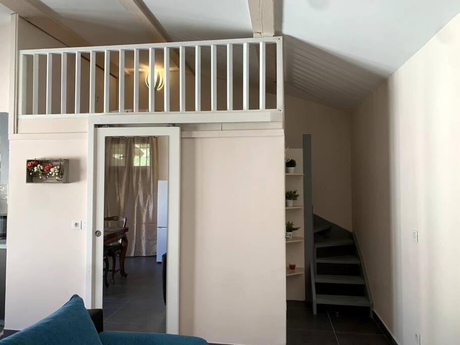 Studio Calme Et Agreable Avec Acces Jardin Partage Le Bar-sur-Loup Экстерьер фото
