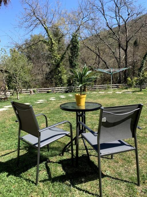 Studio Calme Et Agreable Avec Acces Jardin Partage Le Bar-sur-Loup Экстерьер фото